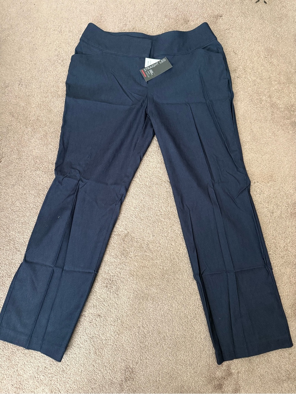 Avenue Stretch Straight Leg Pants in Dark Navy
